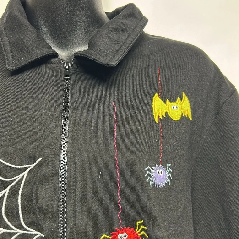 Women’s zip up Halloween spider shirt size extra large - Picture 3 of 5